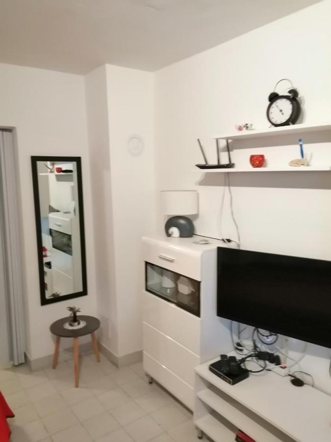 Apartment Rojal Mali Lošinj Εξωτερικό φωτογραφία